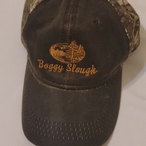 Boggy slough camouflaged hat - Picture 2 of 6